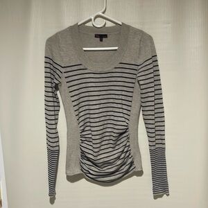 T/O Women's Long Sleeve Crew Neck Sweater Medium